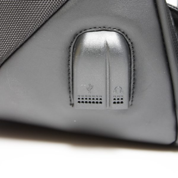 Mochila 23323 Antirrobo 15" Vogart Clyde Negro - Imagen 4