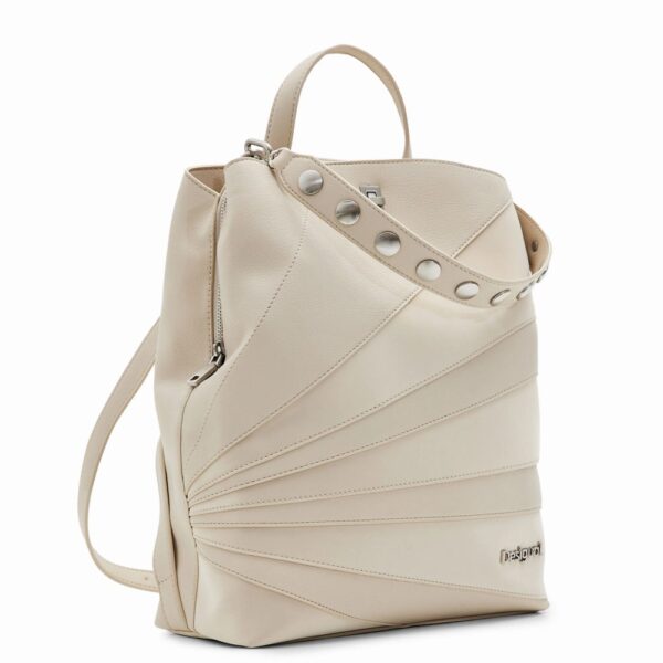 24SAKP22_1001_1 mochila desigual