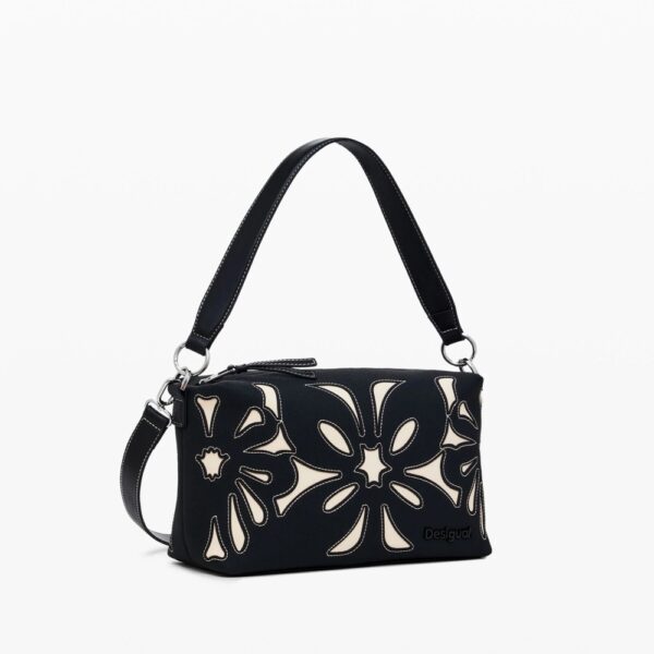 24WAXP21_2000_1 bolso desigual