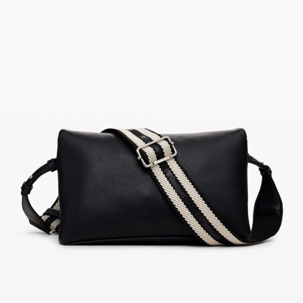 24WAXP42_2000_4 bolso desigual