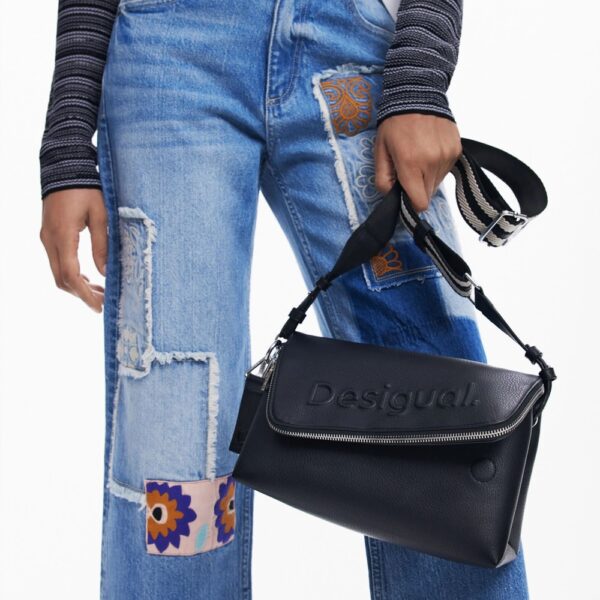 24WAXP42_2000_8 bolso desigual