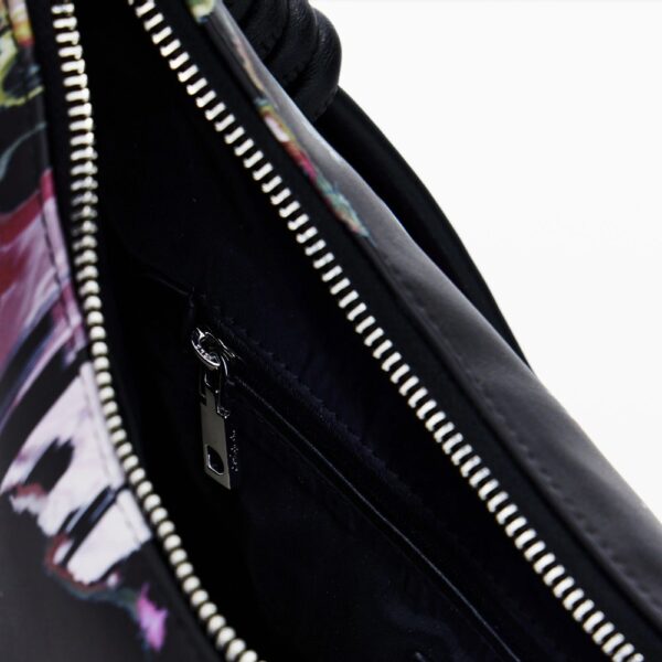 24WAXP67_2000_6 bolso desigual