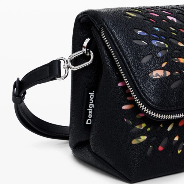 24WAXP88_2000_5 bolso desigual