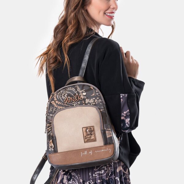 mochila anekke